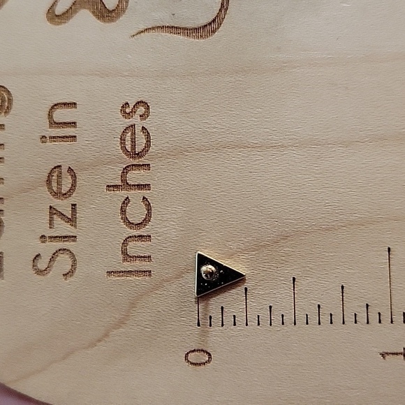 🔥LAST PAIR🔥 TWO-PIECE TRIANGLE EARRINGS - Picture 4 of 6